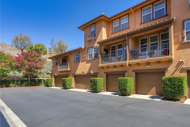 28457 Herrera Street, Valencia, CA 91354 — photo 31 of 41