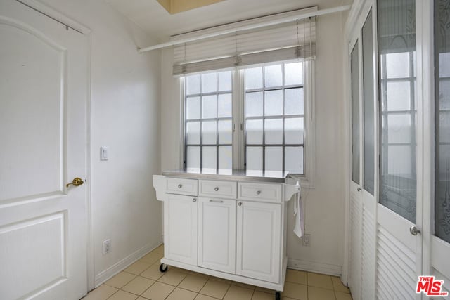 10630 Eastborne Avenue 306, Los Angeles, CA 90024 — photo 17 of 35