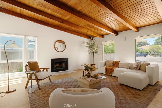 6246 Fallbrook, Los Angeles, CA 91367 — photo 5 of 30