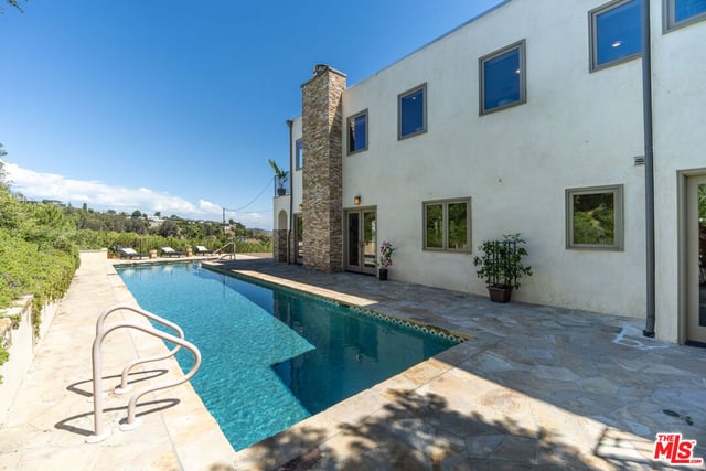 2636 Larmar Road, Los Angeles, CA 90068 — photo 14 of 61