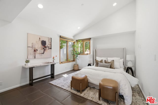 2636 Larmar Road, Los Angeles, CA 90068 — photo 30 of 61