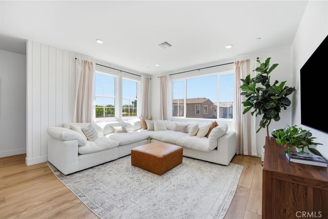 4891 Arroyo Run, Moorpark, CA 93021 — photo 15 of 35