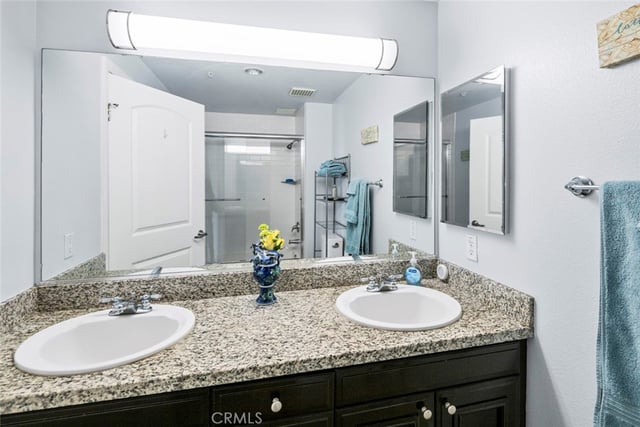 3750 Santa Rosalia 303, Los Angeles, CA 90008 — photo 10 of 23