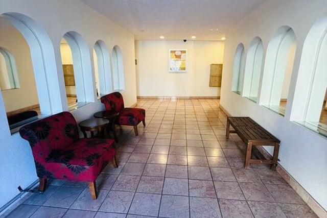 360 S Kenmore Avenue 305, Los Angeles, CA 90020 — photo 4 of 30