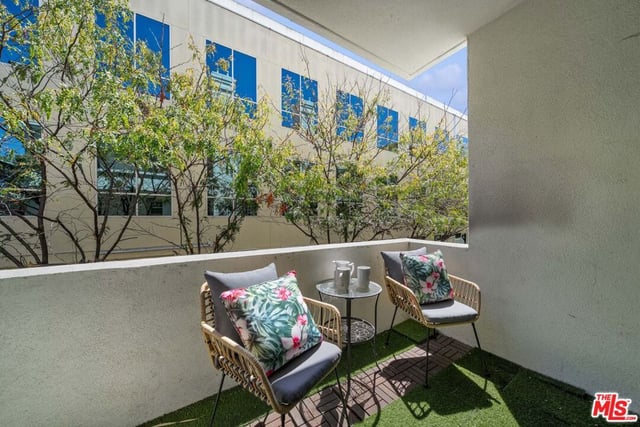 10630 Eastborne Avenue 103, Los Angeles, CA 90024 — photo 25 of 27