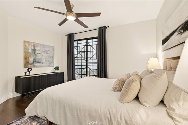 860 S Lucerne 103, Los Angeles, CA 90005 — photo 15 of 24