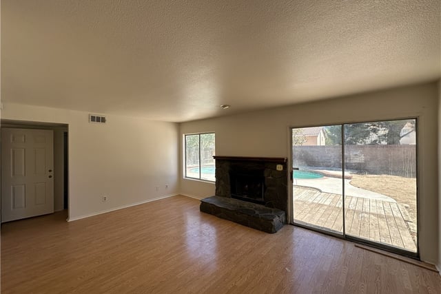 37048 Velutina, Palmdale, CA 93550 — photo 5 of 26