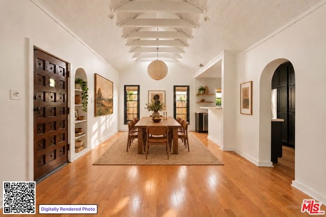 7272 Willoughby Avenue, Los Angeles, CA 90046 — photo 4 of 15