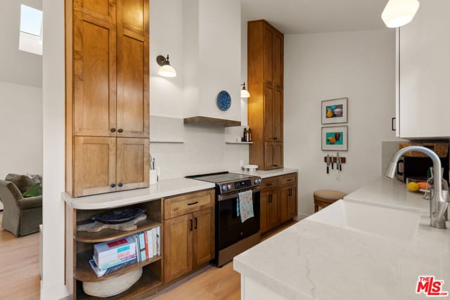 3310 London Street, Los Angeles, CA 90026 — photo 37 of 46