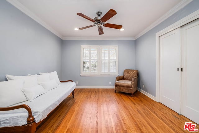 7321 Oakwood Avenue, Los Angeles, CA 90036 — photo 13 of 22