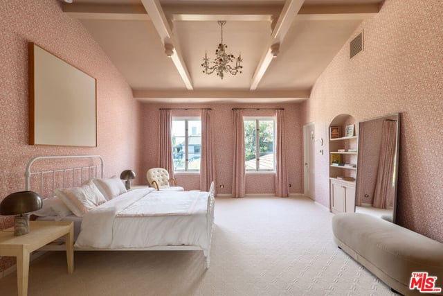 402 S Las Palmas Avenue, Los Angeles, CA 90020 — photo 23 of 39