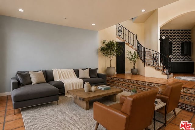 7003 La Presa Drive, Los Angeles, CA 90068 — photo 4 of 24