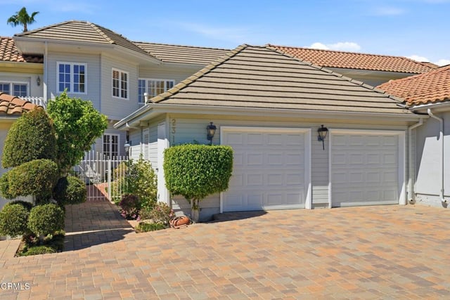 2317 Canyonback Road, Los Angeles, CA 90049 — photo 2 of 74