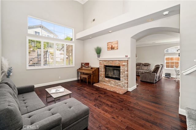 27944 Brookdale Court, Valencia, CA 91354 — photo 5 of 39