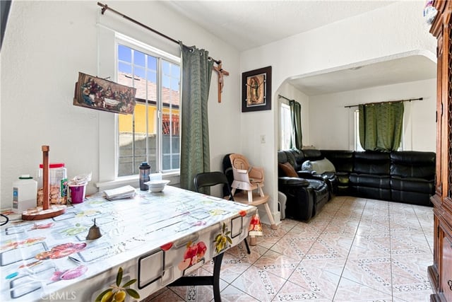 238 W 90th, Los Angeles, CA 90003 — photo 10 of 45