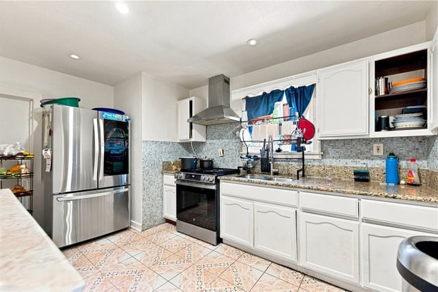 238 W 90th, Los Angeles, CA 90003 — photo 15 of 45