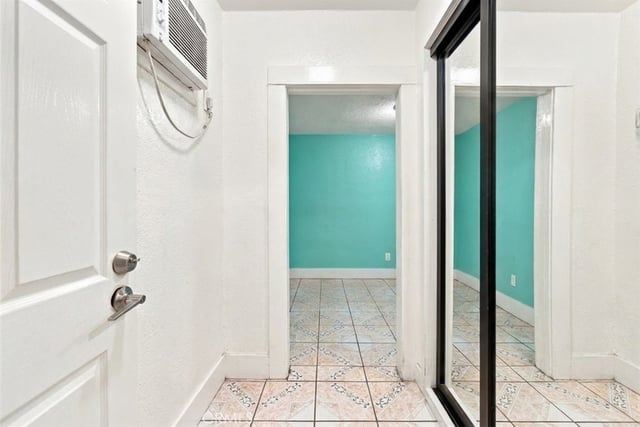 238 W 90th, Los Angeles, CA 90003 — photo 16 of 45