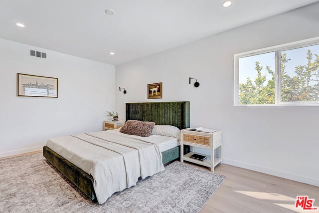 2813 1/2 12th Ave, Los Angeles, CA 90018 — photo 18 of 27