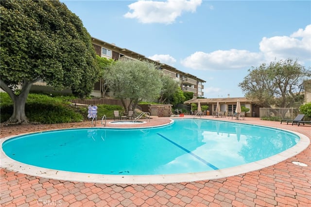 6542 Ocean Crest Drive B306, Rancho Palos Verdes, CA 90275 — photo 42 of 45
