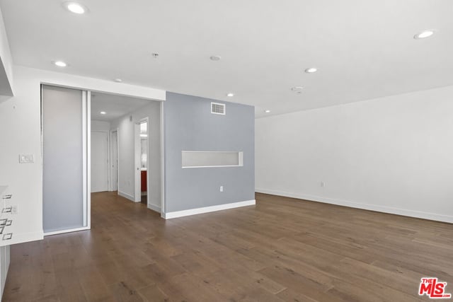 901 S Flower Street 513, Los Angeles, CA 90015 — photo 6 of 27