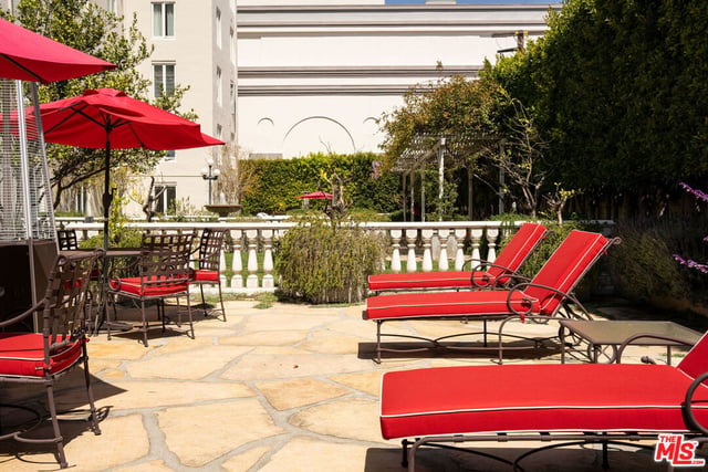 1424 N Crescent Heights Boulevard 60, West Hollywood, CA 90046 — photo 26 of 28