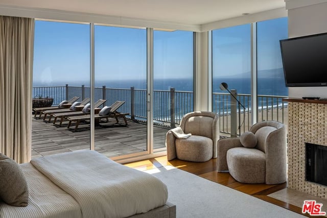 101 California Avenue PH, Santa Monica, CA 90403 — photo 22 of 48