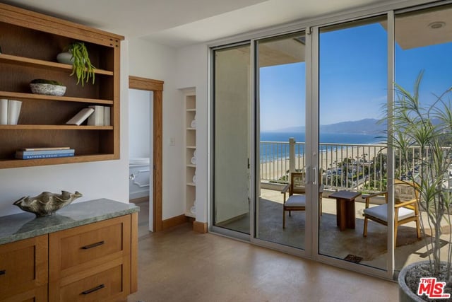 101 California Avenue PH, Santa Monica, CA 90403 — photo 29 of 48