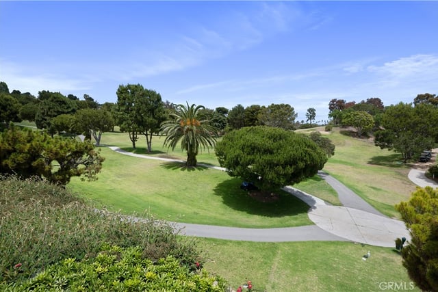 2275 W 25th 18, San Pedro, CA 90732 — photo 8 of 31