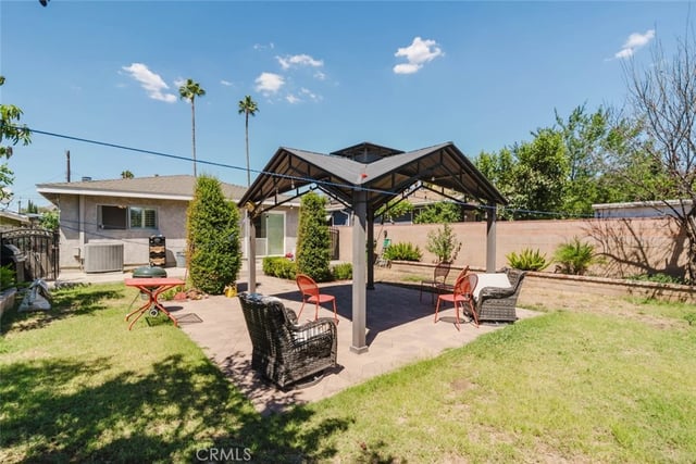 14004 Herron Street, Sylmar, CA 91342 — photo 3 of 47