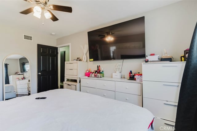 14004 Herron Street, Sylmar, CA 91342 — photo 33 of 47