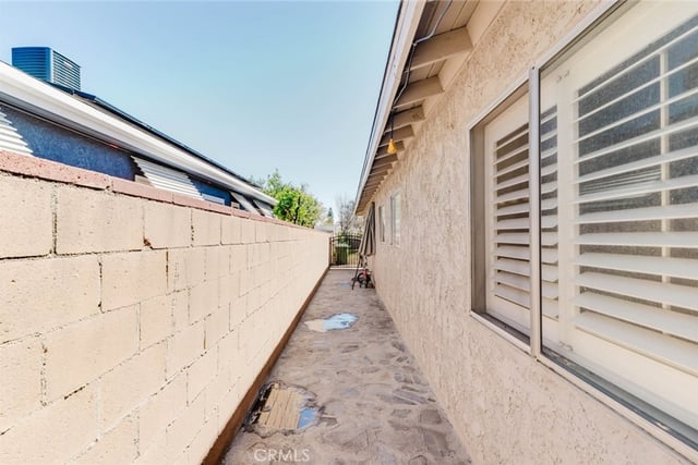 14004 Herron Street, Sylmar, CA 91342 — photo 41 of 47