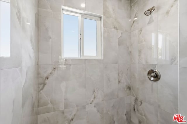 3022 W 73rd Street, Los Angeles, CA 90043 — photo 31 of 40