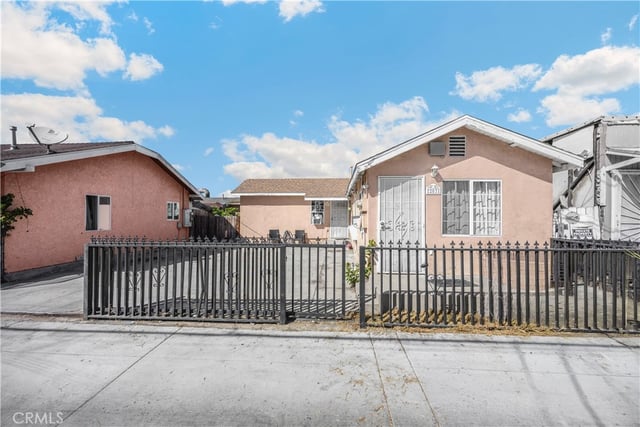 2031 E Spaulding Way, Long Beach, CA 90804 — photo 2 of 25