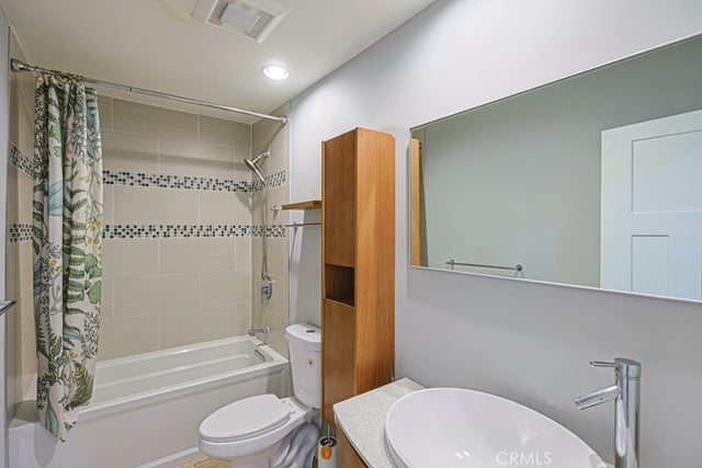 9322 Marina Pacifica N, Long Beach, CA 90803 — photo 4 of 31