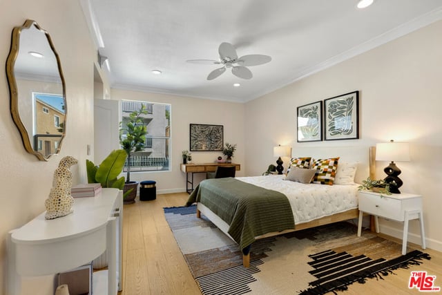 11225 Peach Grove Street 104, Los Angeles, CA 91601 — photo 11 of 21