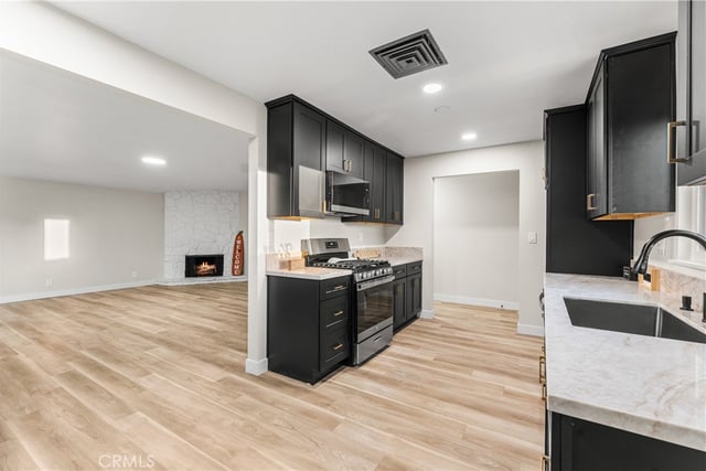 45020 Lorimer, Lancaster, CA 93534 — photo 18 of 46