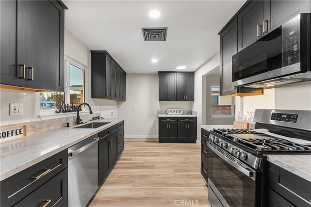 45020 Lorimer, Lancaster, CA 93534 — photo 19 of 46