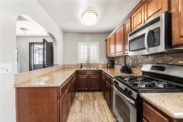 2746 Easy, Long Beach, CA 90810 — photo 14 of 40