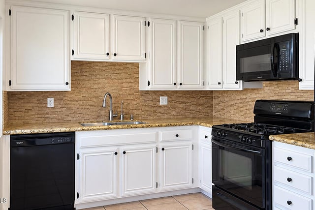 207 Green Heath Place, Thousand Oaks, CA 91361 — photo 14 of 49