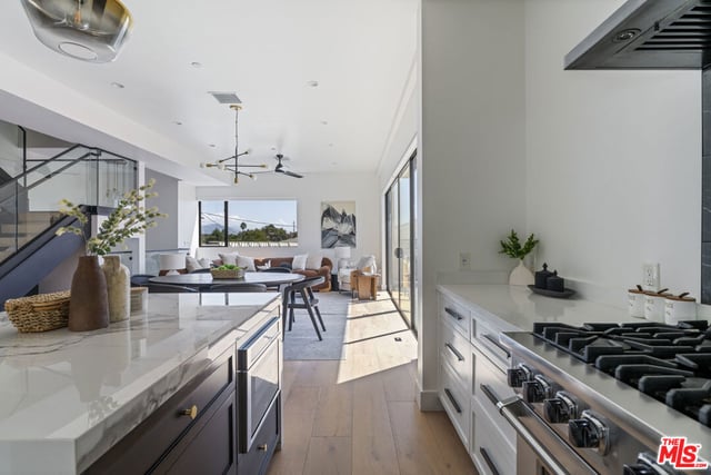3223 Rowena Avenue, Los Angeles, CA 90027 — photo 10 of 32