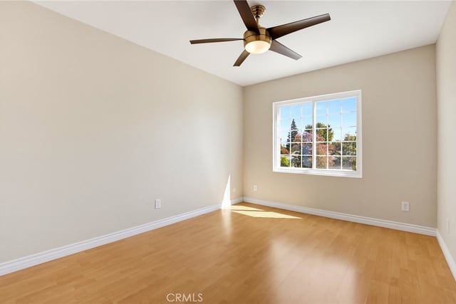 6627 Columbus Avenue, Van Nuys, CA 91405 — photo 35 of 43