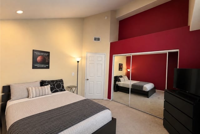 9141 Vincente Way, Los Angeles, CA 91343 — photo 21 of 23