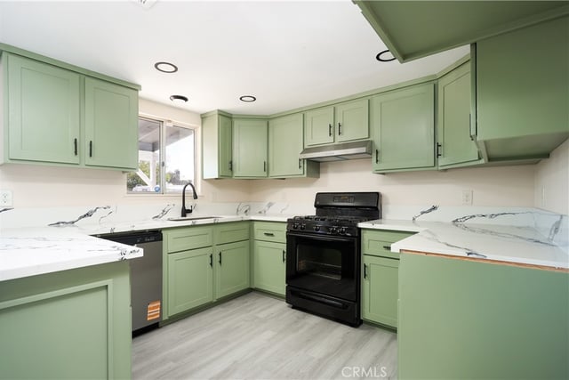 40624 166th E, Lancaster, CA 93535 — photo 14 of 56