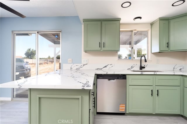 40624 166th E, Lancaster, CA 93535 — photo 9 of 56