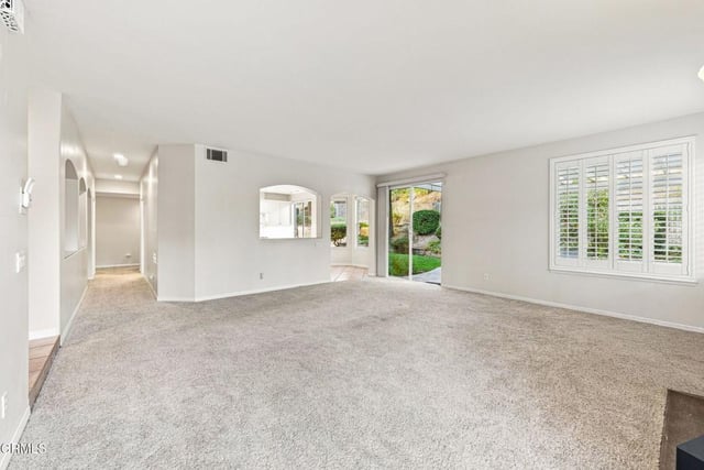 6382 Armitos Drive, Camarillo, CA 93012 — photo 9 of 36