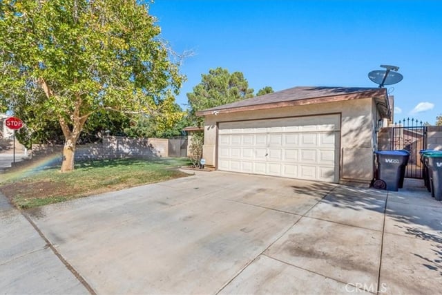 2507 E Avenue J14, Lancaster, CA 93535 — photo 3 of 16