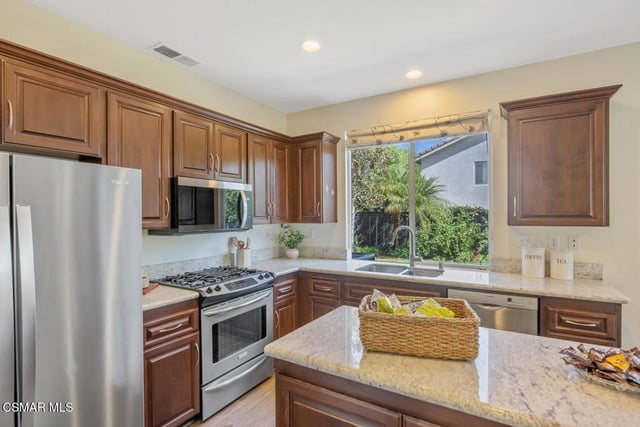 3851 Alex Court, Newbury Park, CA 91320 — photo 14 of 42