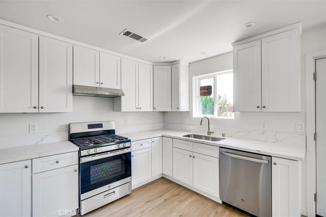 18544 Bryant Street, Northridge, CA 91324 — photo 45 of 63