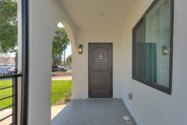 1827 W 76th, Los Angeles, CA 90047 — photo 5 of 43