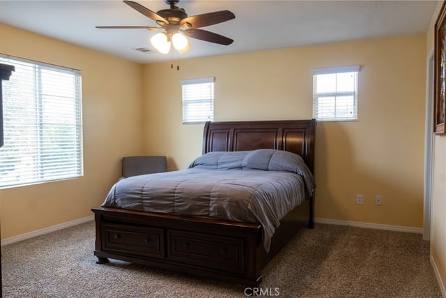 31771 Avenida Del Sol, Castaic, CA 91384 — photo 14 of 37